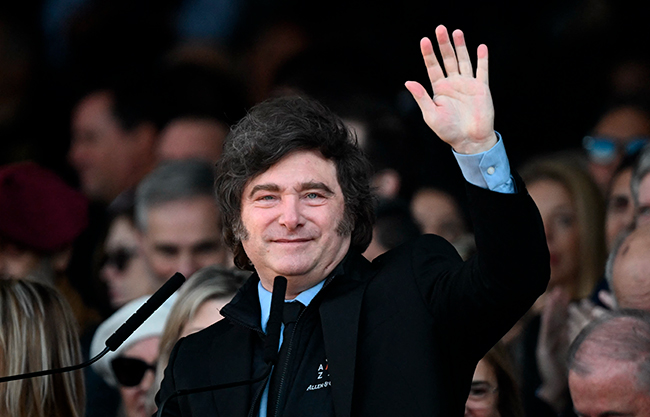 Milei vuelve a encender la polémica al acusar a México y Brasil de intervenir contra Argentina