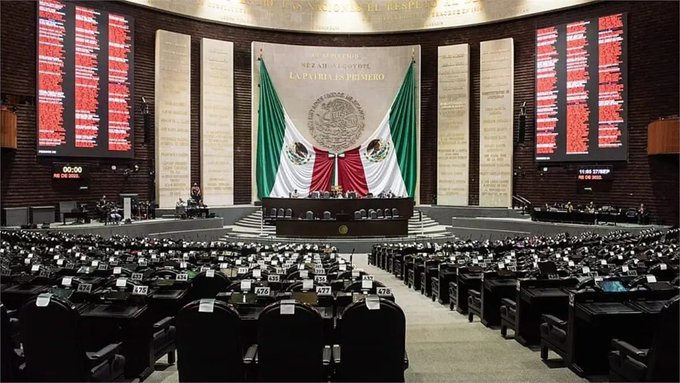 “Ley Antimemes” avanza sin cambios; contempla sanciones para plataformas de internet